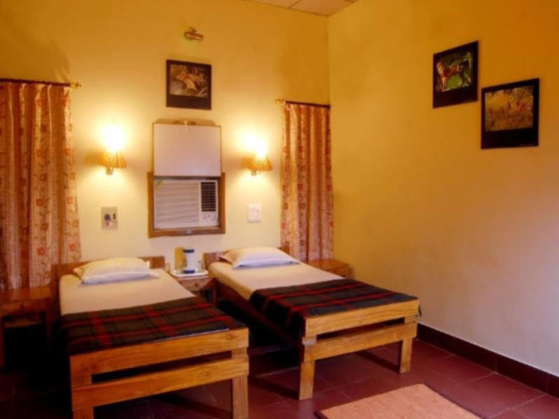 Mogli Resort Kanha Ngoại thất bức ảnh