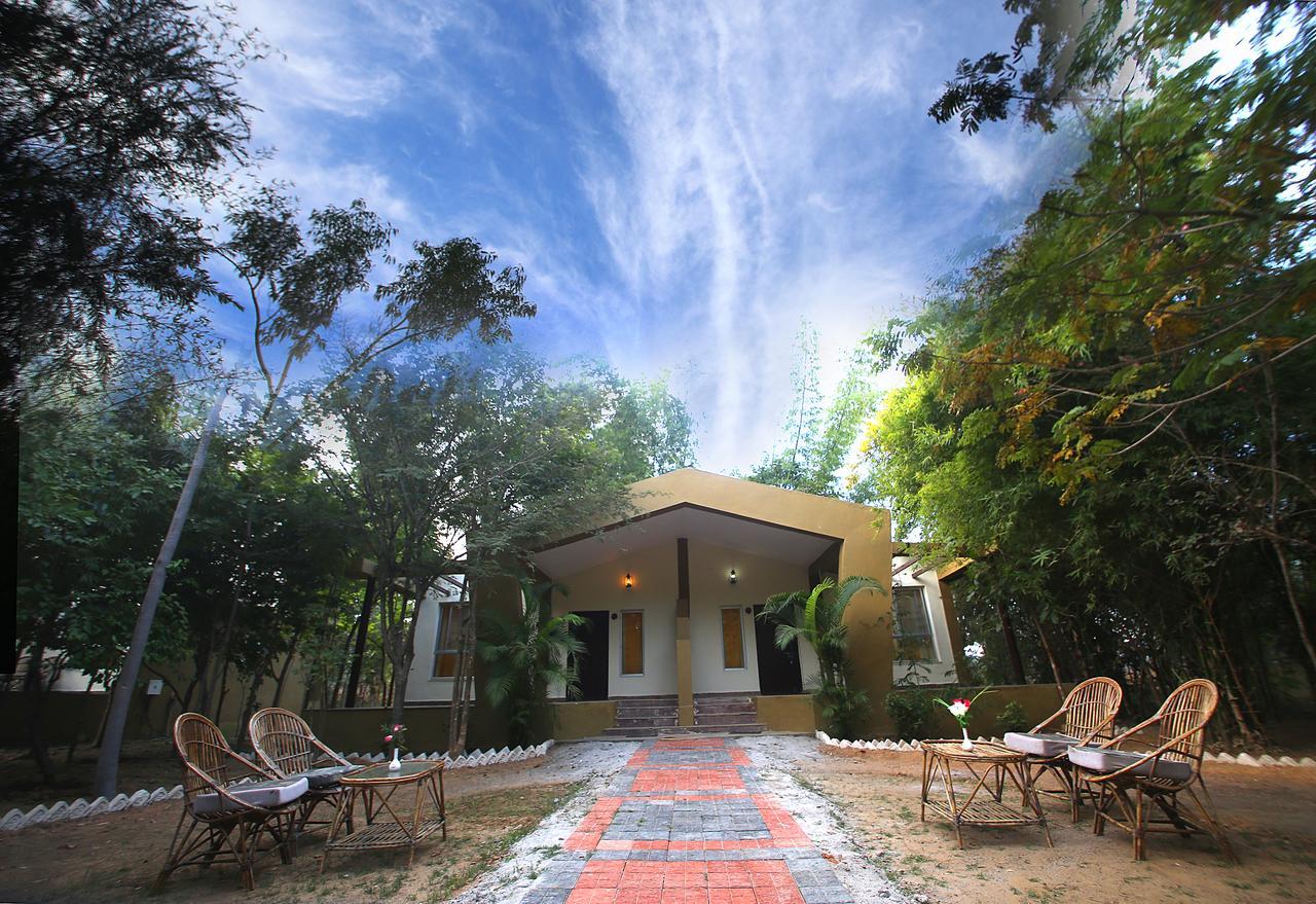 Mogli Resort Kanha Ngoại thất bức ảnh