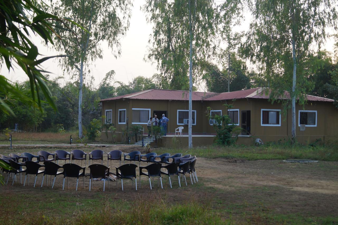 Mogli Resort Kanha Ngoại thất bức ảnh