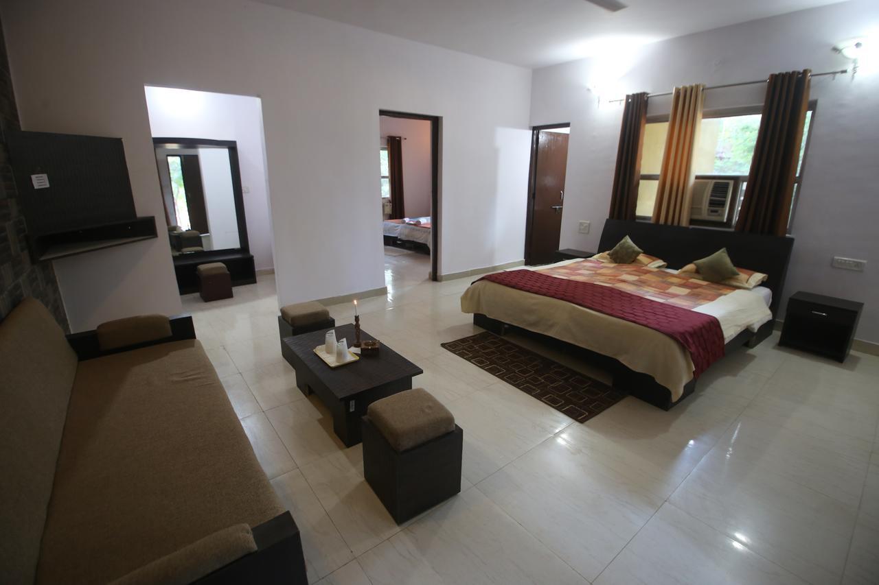 Mogli Resort Kanha Ngoại thất bức ảnh